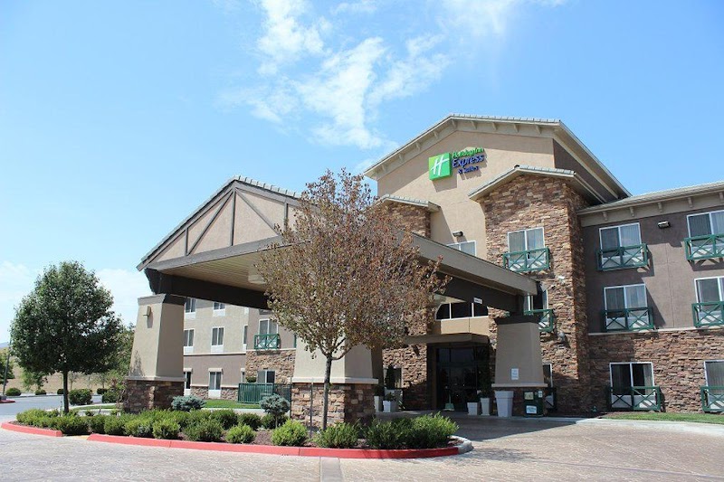 Holiday Inn Express Hotel & Suites Tehachapi in Tehachapi, California, United States