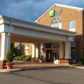 Holiday Inn Express Hotel & Suites Warrenton