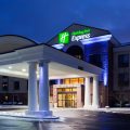 Holiday Inn Express Milwaukee North Brown Deer/Mequon