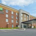 Holiday Inn Express Spring Hill