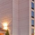 Holiday Inn Express & Suites Bloomington