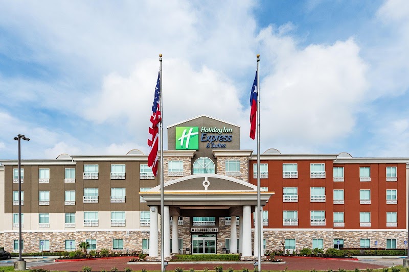 Holiday Inn Express & Suites Houston Space Center in Webster, Texas, United States