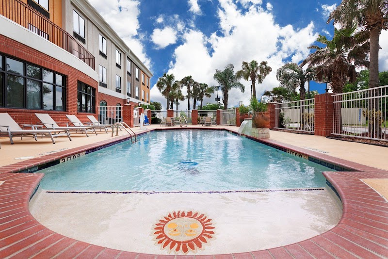 Holiday Inn Express & Suites Orange, an IHG Hotel in Orange, Texas, United States