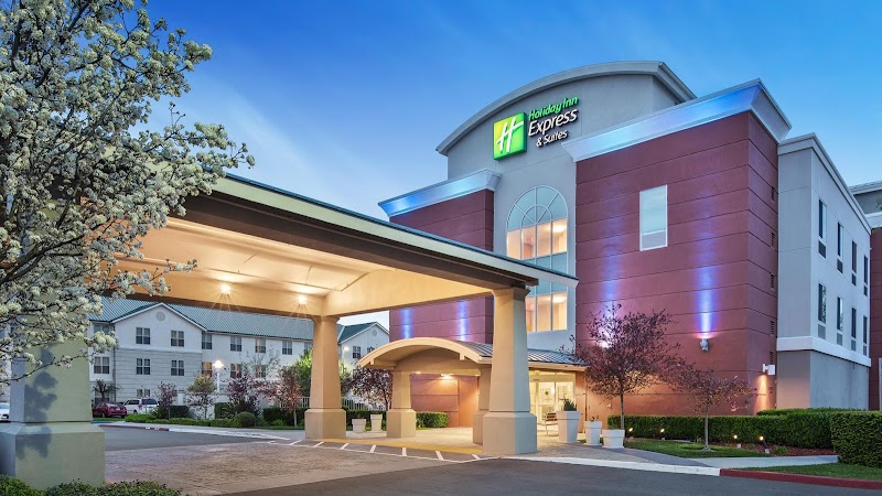 Holiday Inn Express & Suites Sacramento Airport Natomas in Sacramento, California, United States