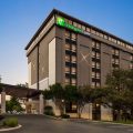 Holiday Inn Express & Suites San Antonio-Airport
