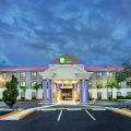 Holiday Inn Express & Suites Sebring