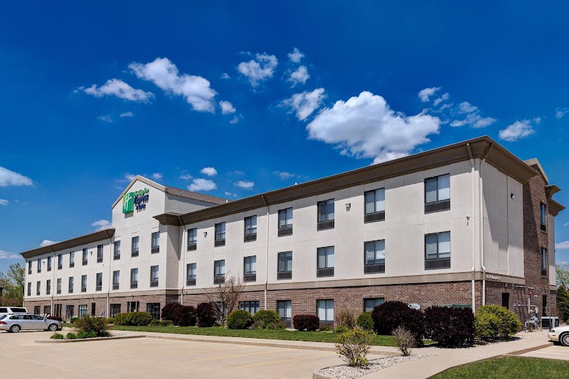 Holiday Inn Express & Suites Shelbyville Indiana in Shelbyville, Indiana, United States