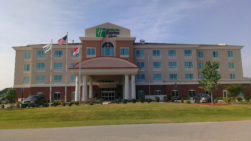 Holiday Inn Express & Suites Smithfield - Selma I-95, an IHG Hotel in Smithfield, North Carolina, United States