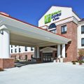 Holiday Inn Express & Suites Springfield