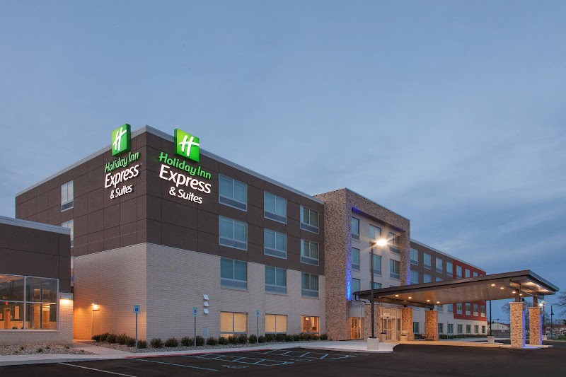 Holiday Inn Express & Suites Sterling Heights-Detroit Area in Sterling Heights, Michigan, United States