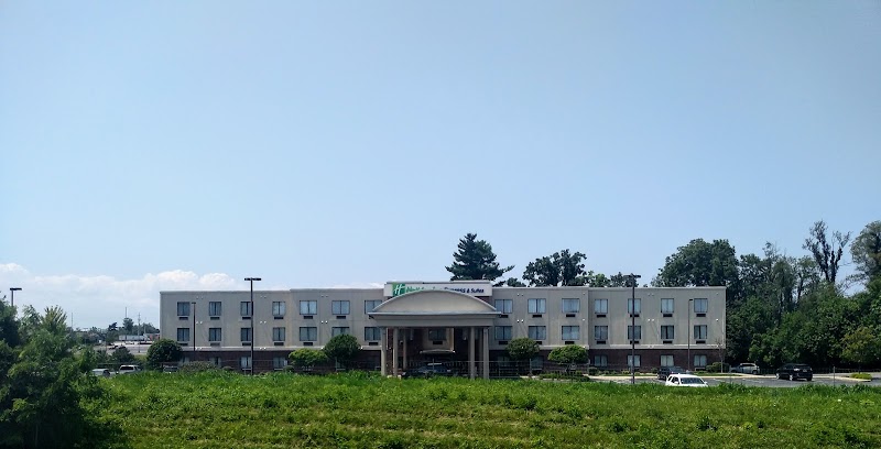 Holiday Inn Express & Suites Valparaiso in Valparaiso, Indiana, United States