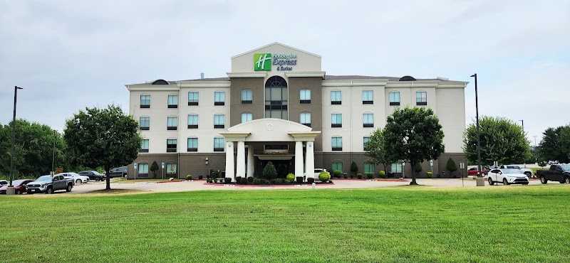Holiday Inn Express & Suites Van Buren-Ft Smith Area in Van Buren, Arkansas, United States