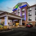 Holiday Inn Express & Suites Vancouver Mall/Portland Area