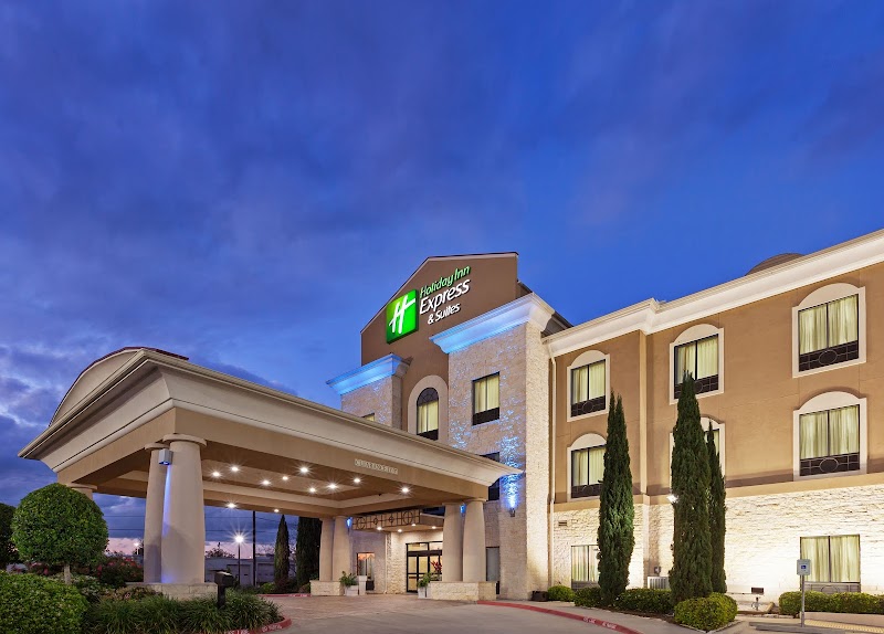 Holiday Inn Express & Suites Victoria in Victoria, Texas, United States