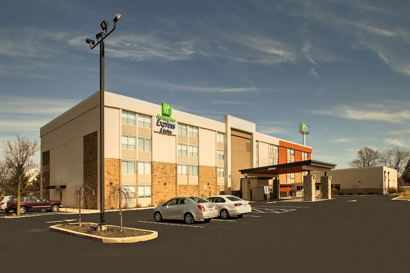 Holiday Inn Express & Suites Wapakoneta in Wapakoneta, Ohio, United States