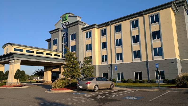 Holiday Inn Express & Suites Warner Robins North West in Warner Robins, Georgia, United States