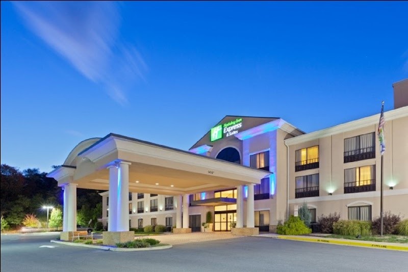 Holiday Inn Express & Suites Winchester, an IHG Hotel in Winchester, Virginia, United States
