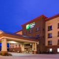 Holiday Inn Express & Suites Winona