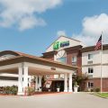 Holiday Inn Express Warrenton