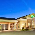 Holiday Inn Express Woodstock-Shenandoah Valley