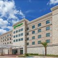 Holiday Inn Houston NE – Bush Airport Area