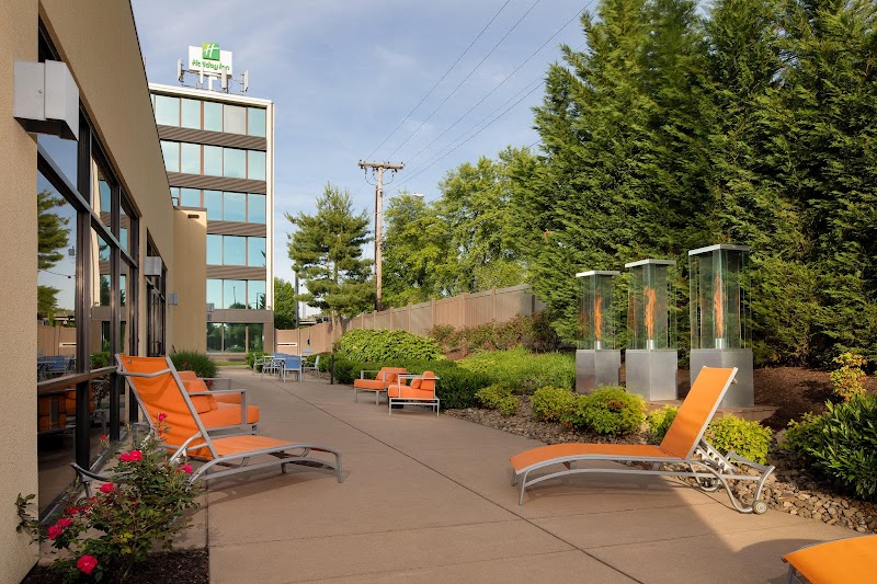 Holiday Inn & Suites Charleston West in South Charleston, West Virginia, United States