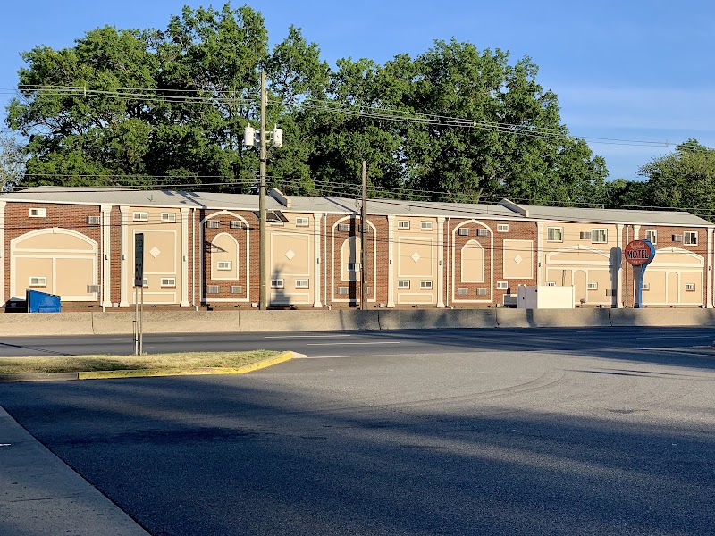Hollywood Motel in Avenel, New Jersey, United States