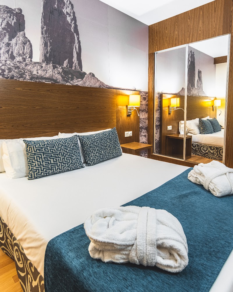 Hotel Adonis Plaza in Santa Cruz, Spain