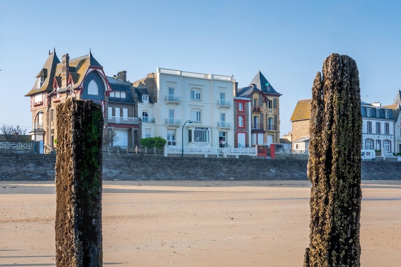 Hotel Alba in Saint-Malo, France