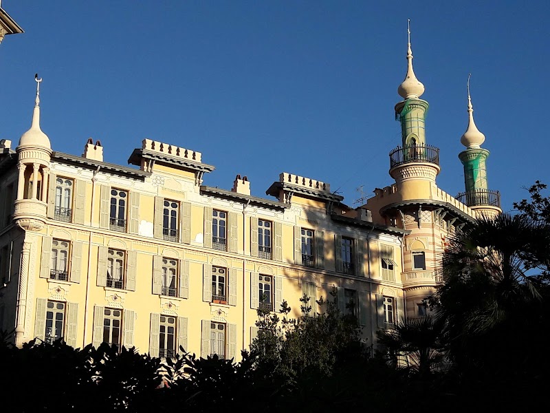 Hotel Alhambra in Nice, France