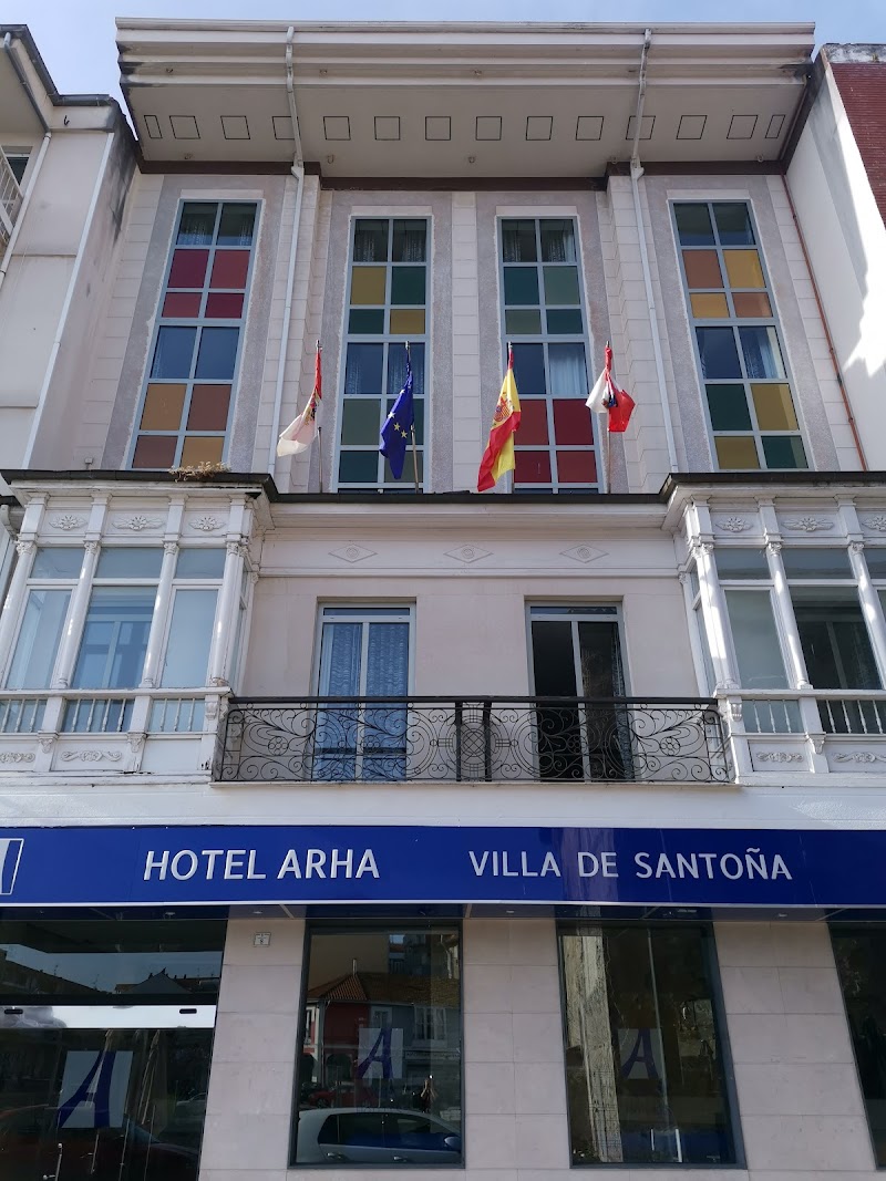 Hotel Arha Santoña in Santona, Spain