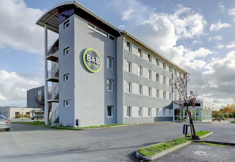 Hotel B&B Montlucon in Montlucon, France