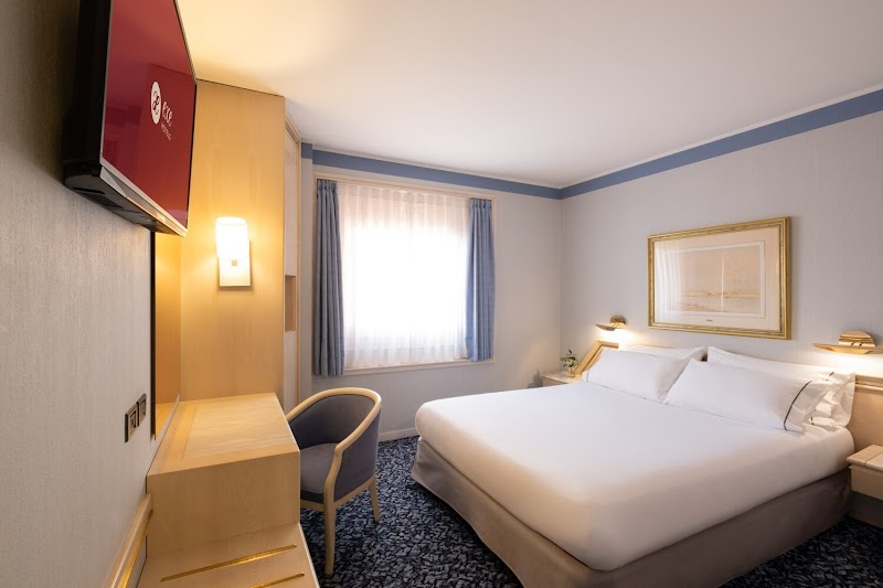 Hotel Boston in Zaragoza, Spain