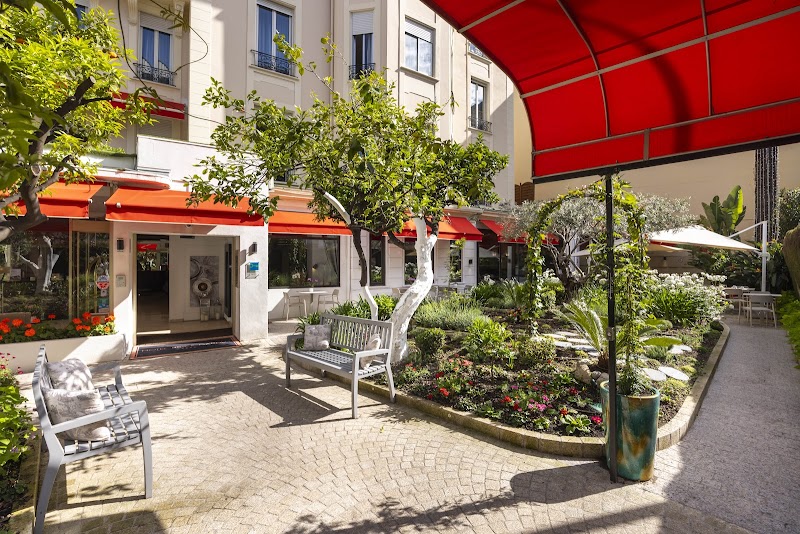 Hotel Brice Garden in Nice, France