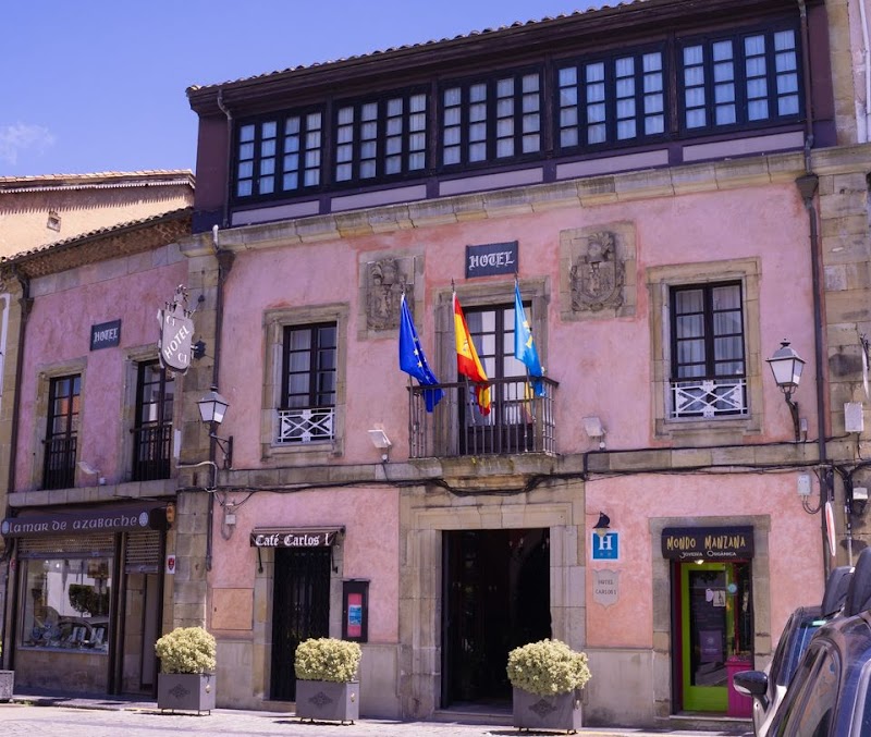 Hotel Carlos I in Villaviciosa, Spain