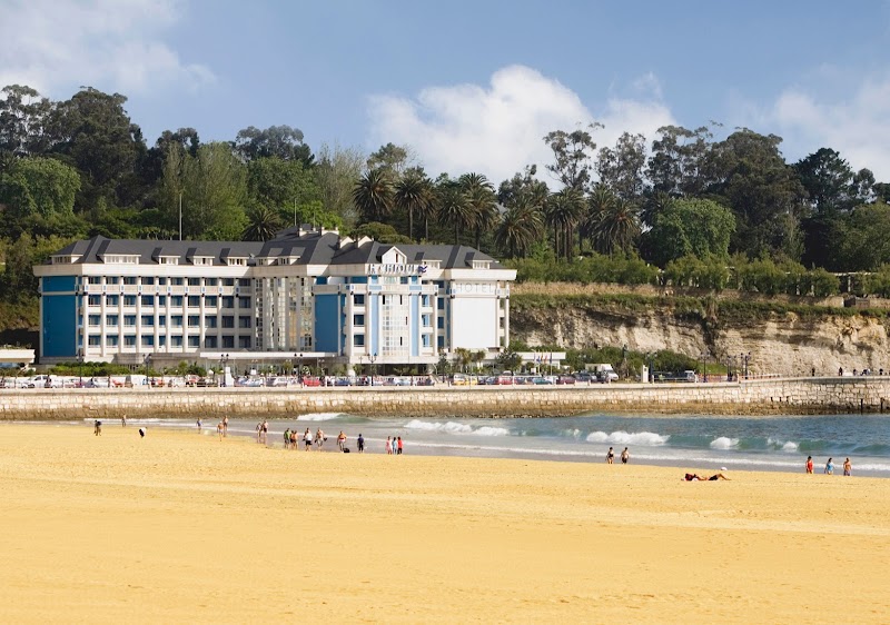 Hotel Chiqui in Santander, Spain