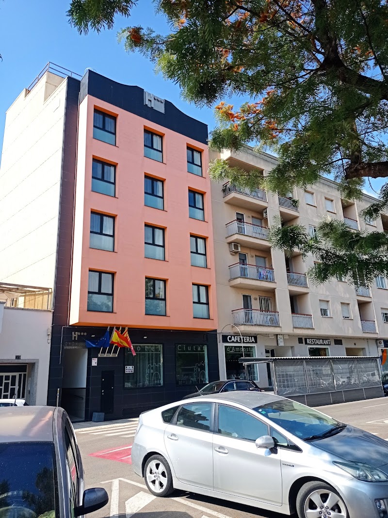Hotel Ciutat d'Amposta in Amposta, Spain
