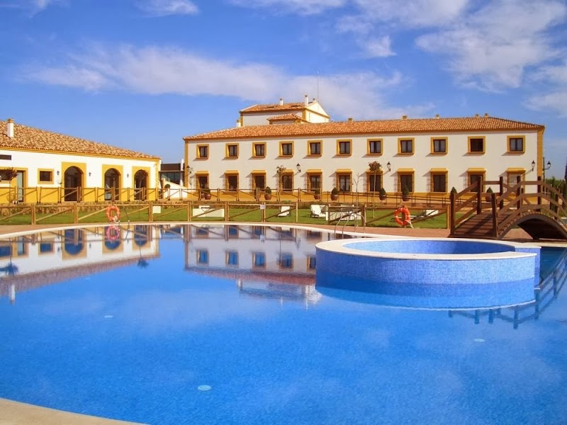 Hotel Cortijo Santa Cruz in Villanueva de la Serena, Spain