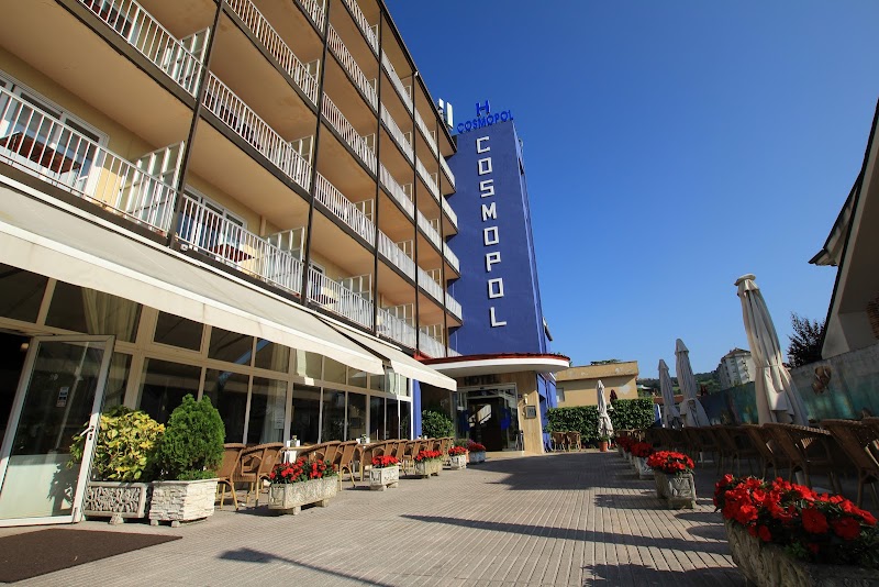 Hotel Cosmopol in Laredo, Spain