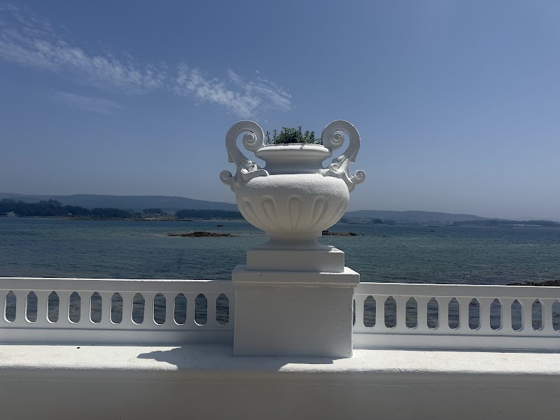 Hotel El Puente in Sangenjo, Spain