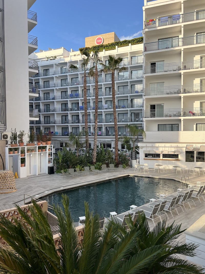 Hotel Gran Flamingo in Lloret de Mar, Spain