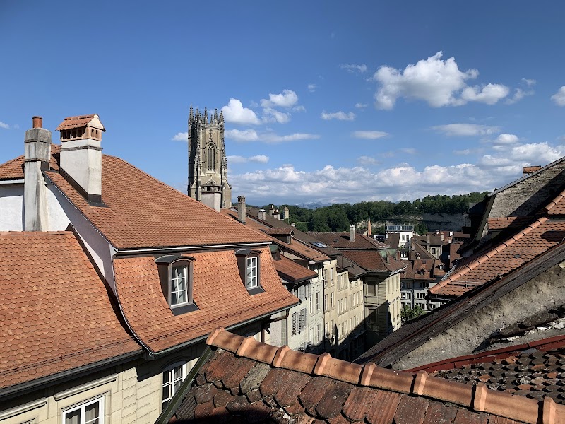 Hotel Hine Adon in Fribourg, Switzerland