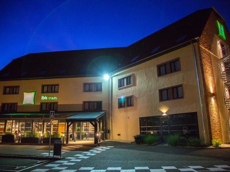 Hotel Ibis Styles Bâle-Mulhouse Aéroport in Saint-Louis, France
