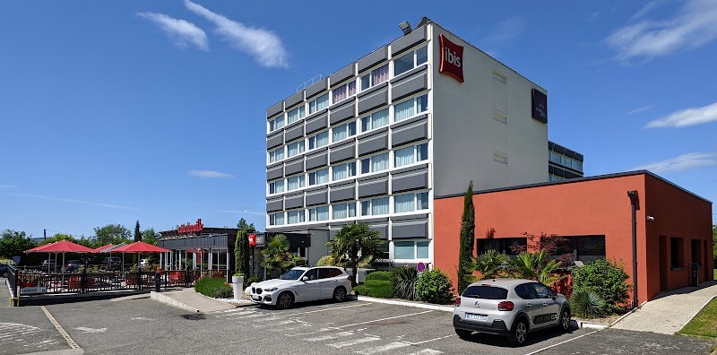 Hotel Ibis Villefranche-sur-Saone in Villefranche-sur-Saone, France