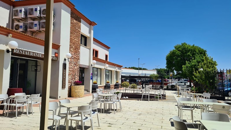 Hotel Ínsula Barataria in Alcazar de San Juan, Spain