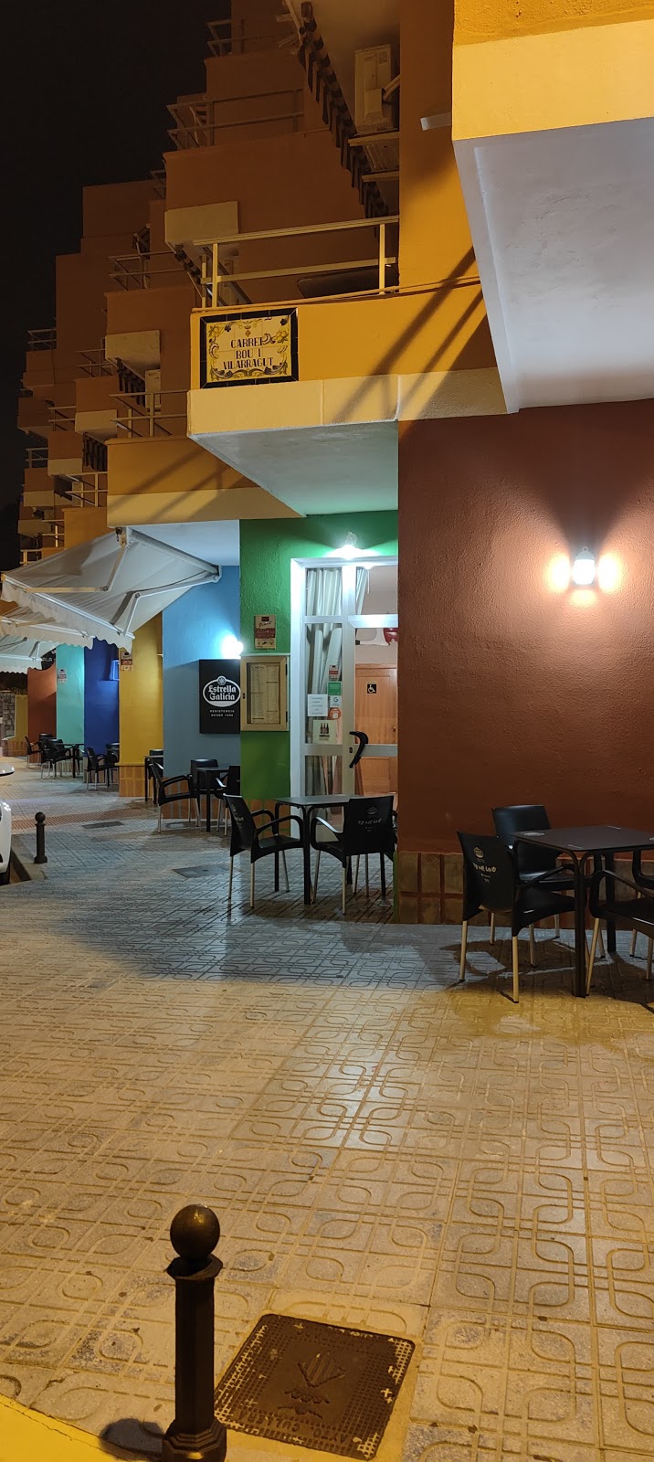 Hotel L'Escala in Cullera, Spain