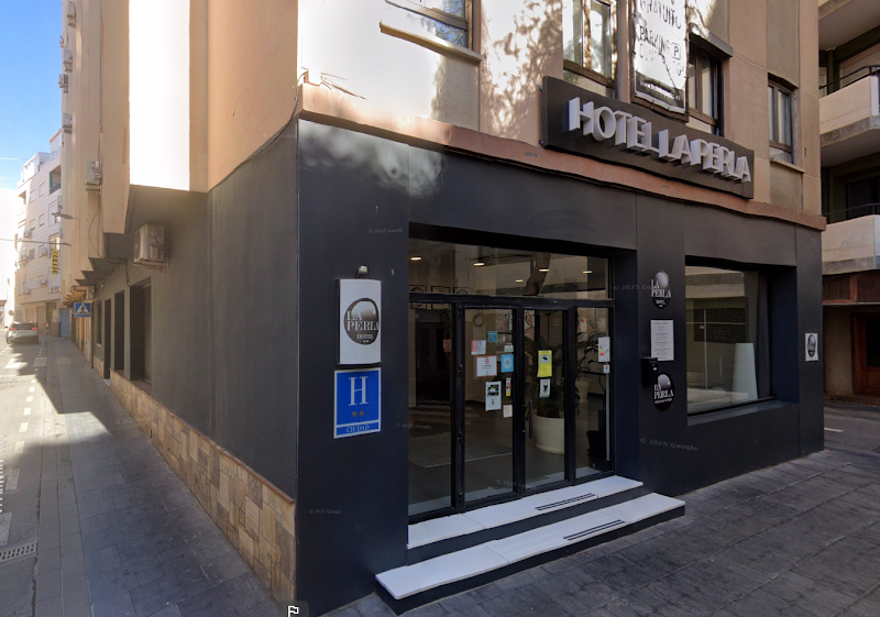 Hotel La Perla in Almeria, Spain