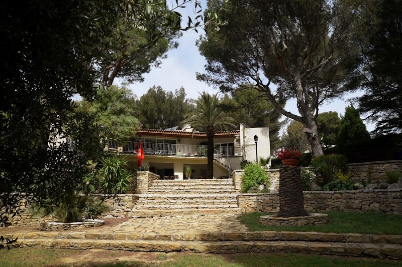 Hotel La Villa Serena in La Ciotat, France