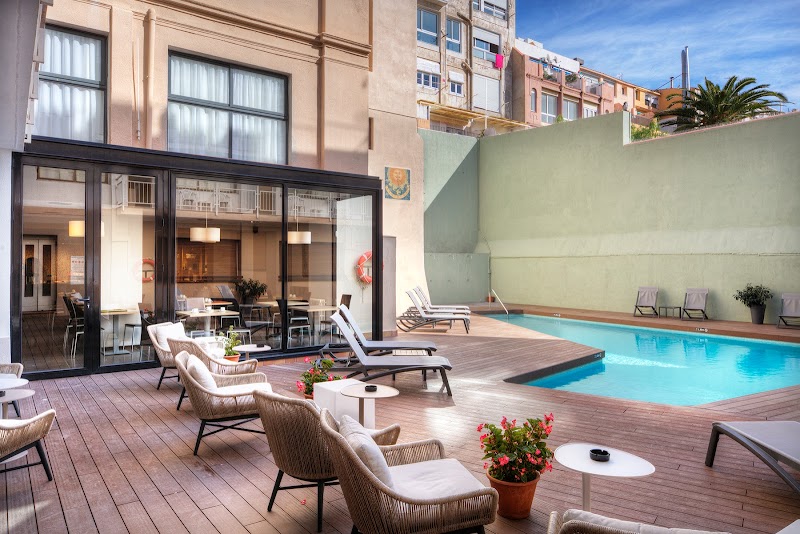 Hotel Lauria in Tarragona, Spain