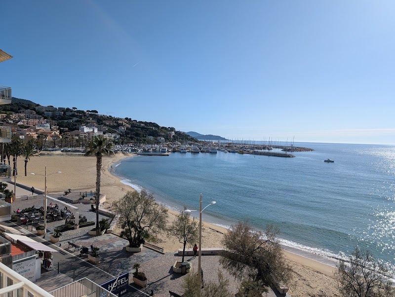 Hotel Le Beau Rivage in Six-Fours-les-Plages, France